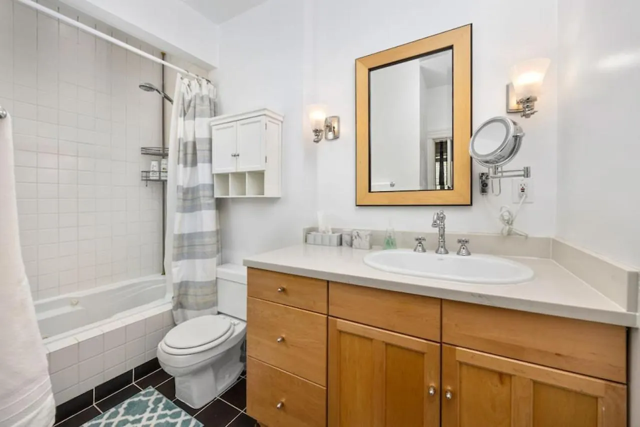 The Downtown Victorian